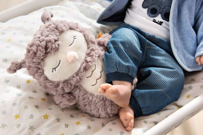 Steiff Kuscheltier Ollie Eule, Süßes Stofftieungen, Mädchen & Babys ab 0 Monaten, Friends, Plüschtier 23 cm, Beige – Bild 2